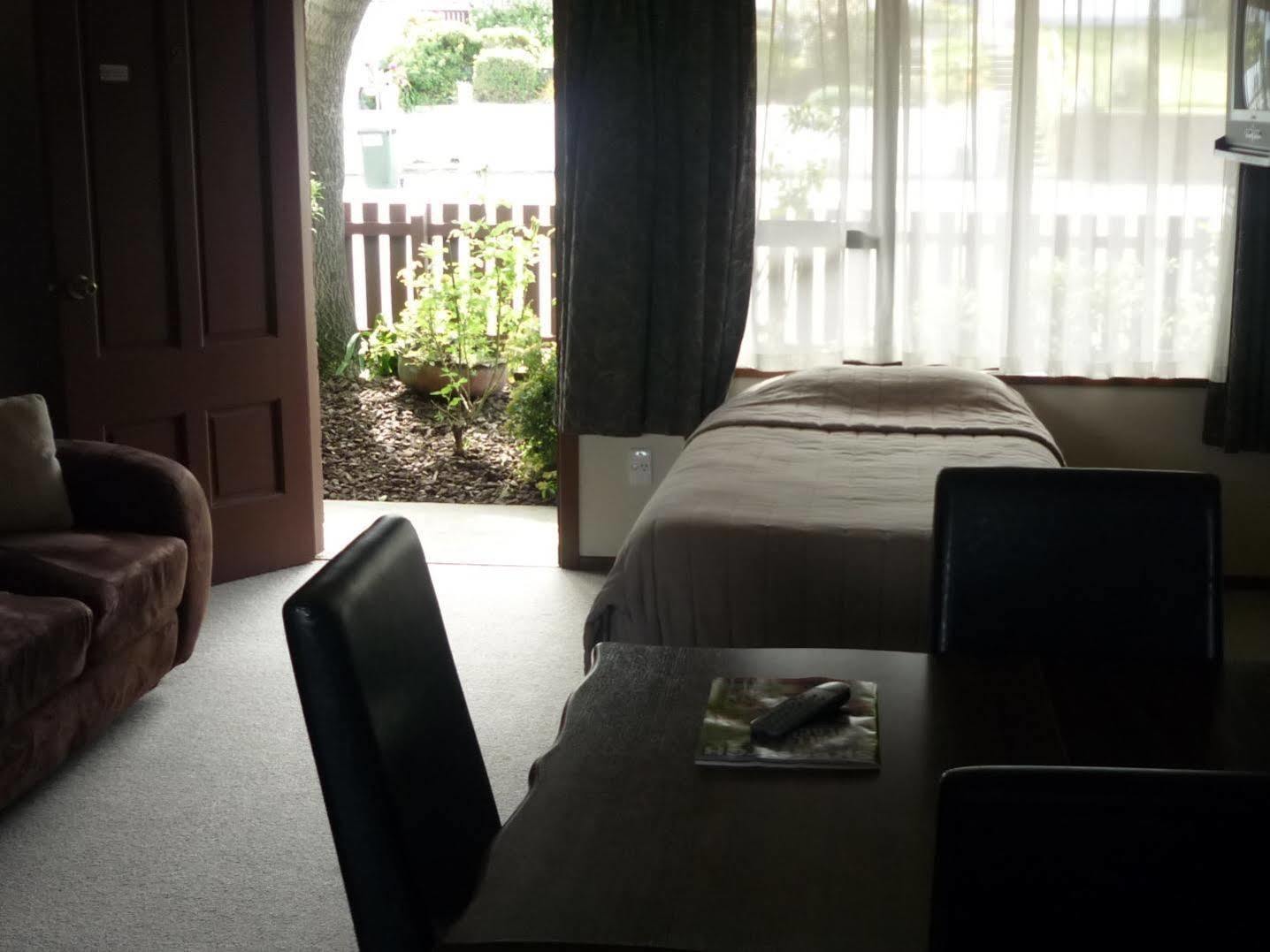 Carisbrook Motel Dunedin Ngoại thất bức ảnh